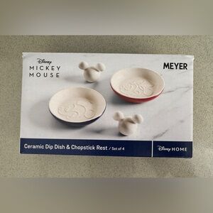 NEW! Disney Mickey & Minnie Sauce Dish and Chopstick Rest.